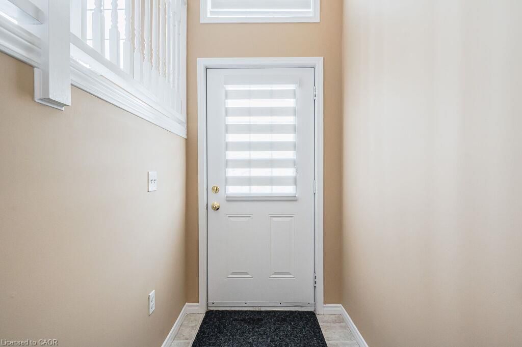 4 Madeleine Street, Kitchener, view 6