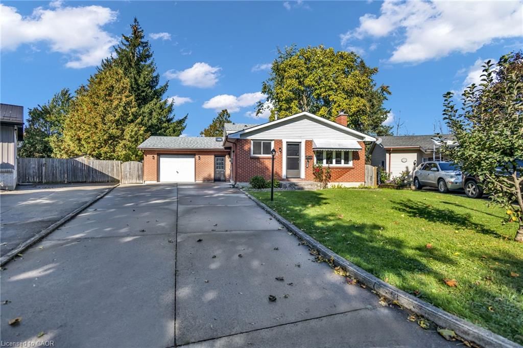 Single Family Residence for sale at 27 Toulon Crescent, London, ON, N5V 1J4 - East I - MLS: 40873689
