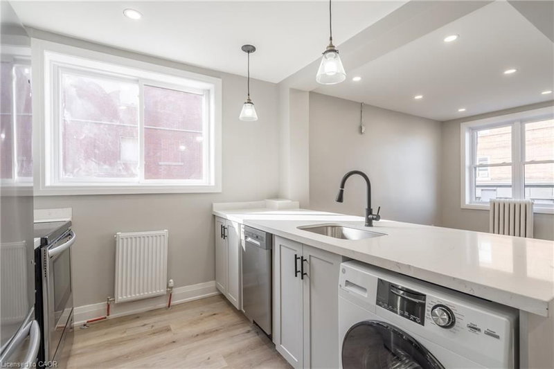 2 - 1212 Cannon Street