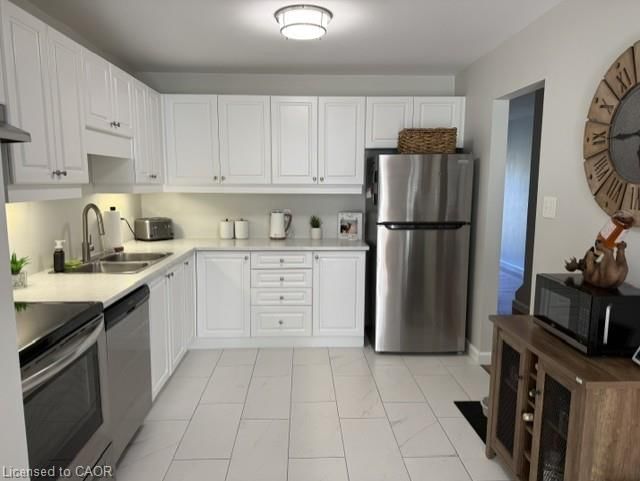 16-169 Bismark Drive, Cambridge, view 4