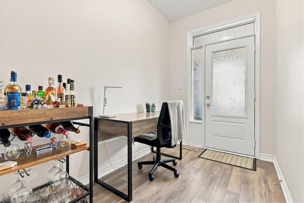 908 Apple Hill Lane, Kitchener, view 12