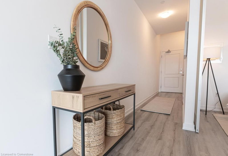 Room1