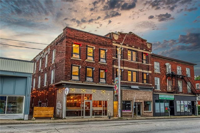 302 - 433 Barton Street