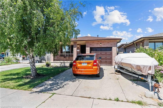 3 Envoy Boulevard