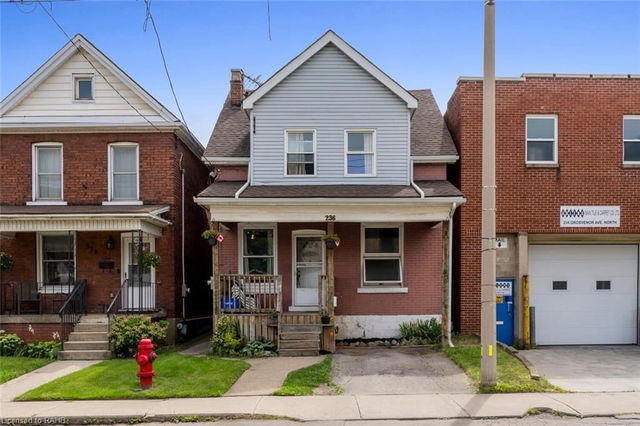 236 Grosvenor Avenue