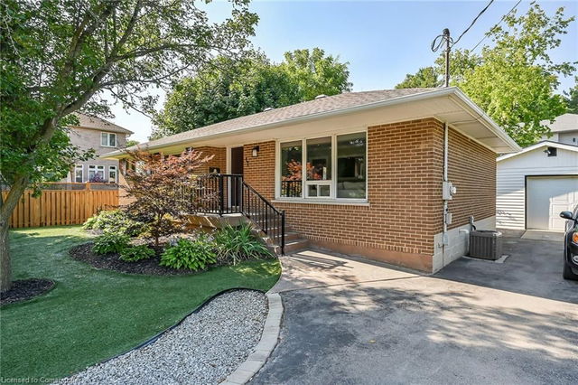 11 Douglas Road