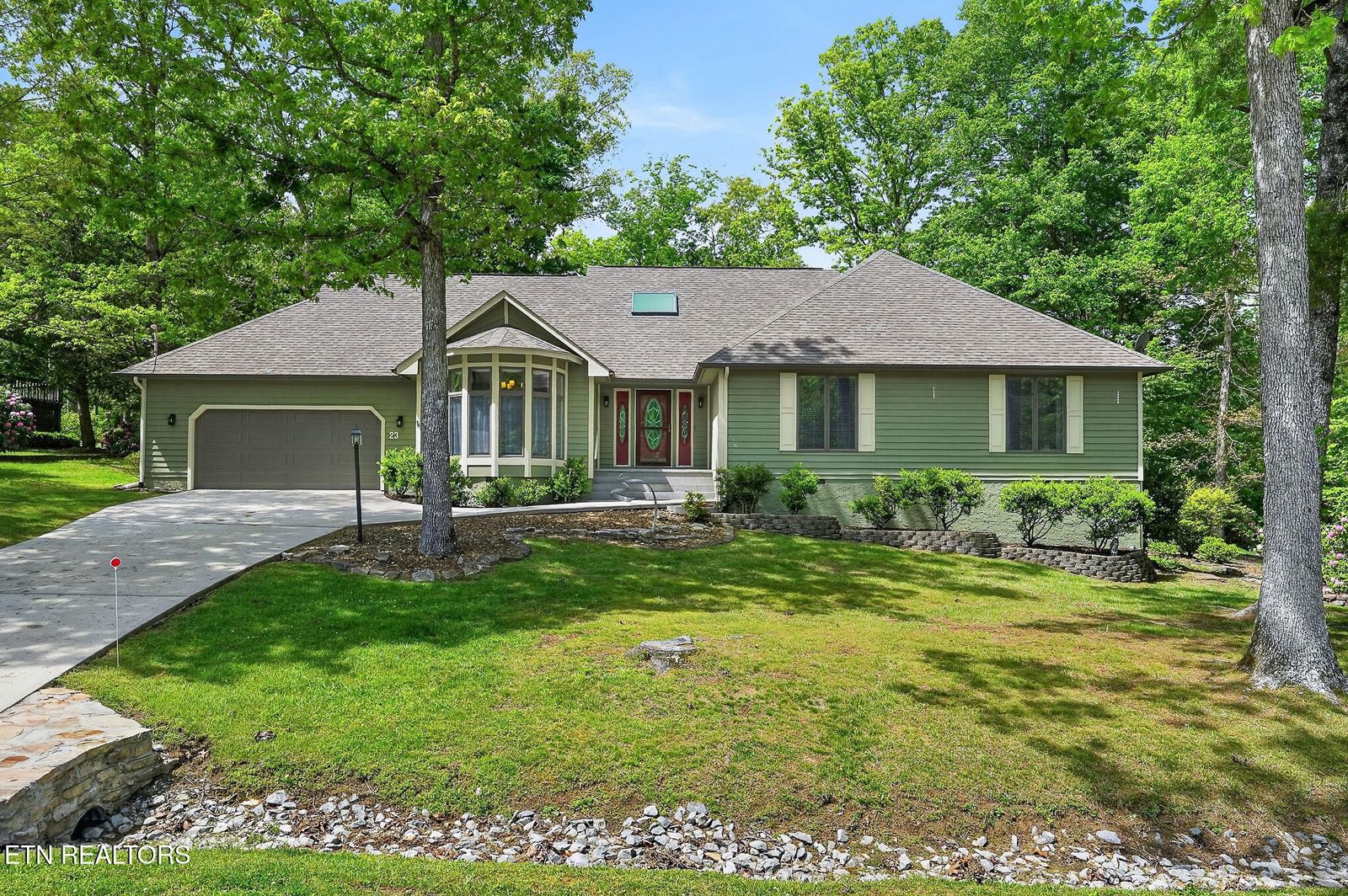 23 Belvedere Lane, Crossville, TN 38558