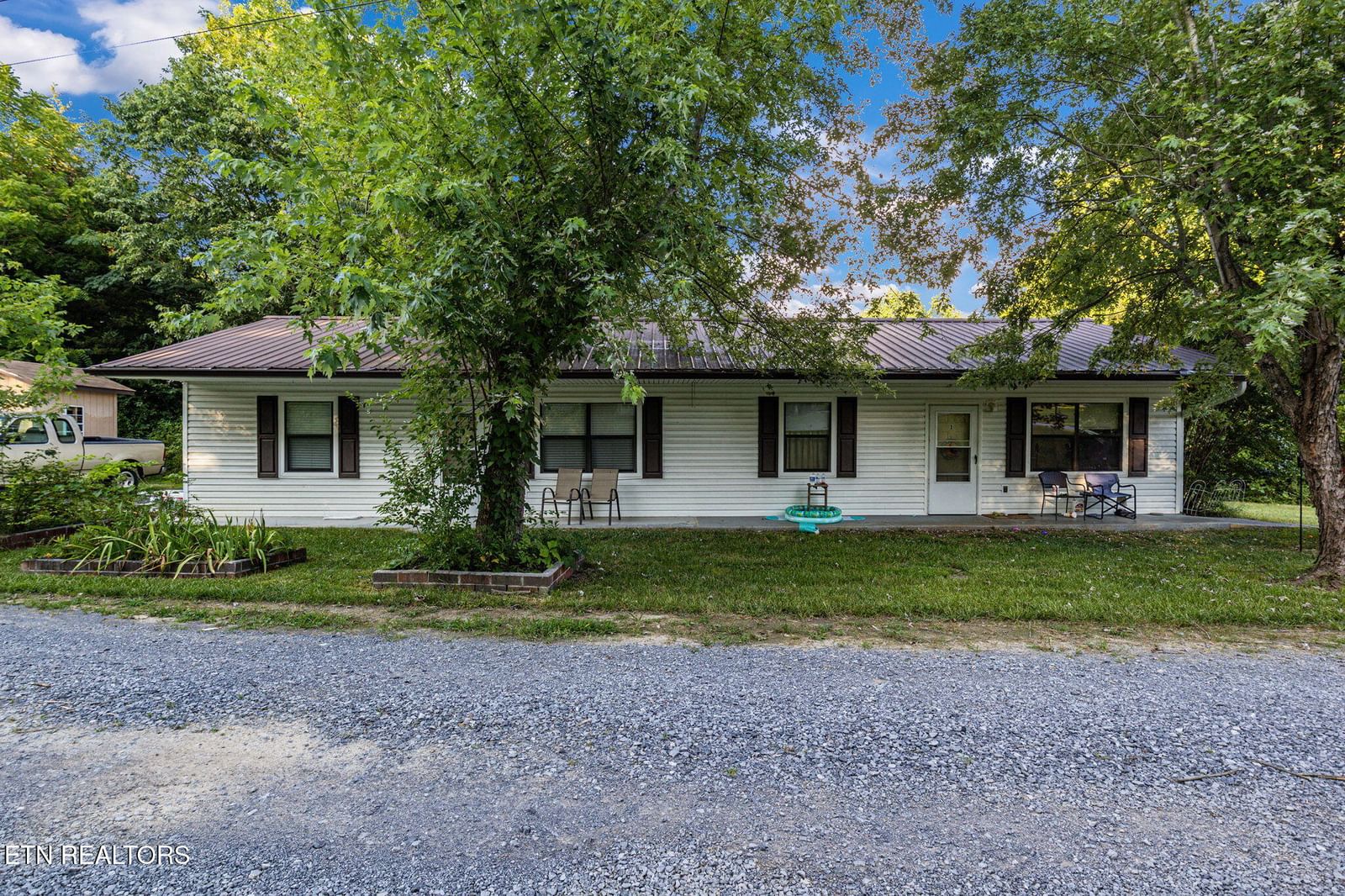 116 Hazel Drive, Sevierville, TN 37862 — Photo 1