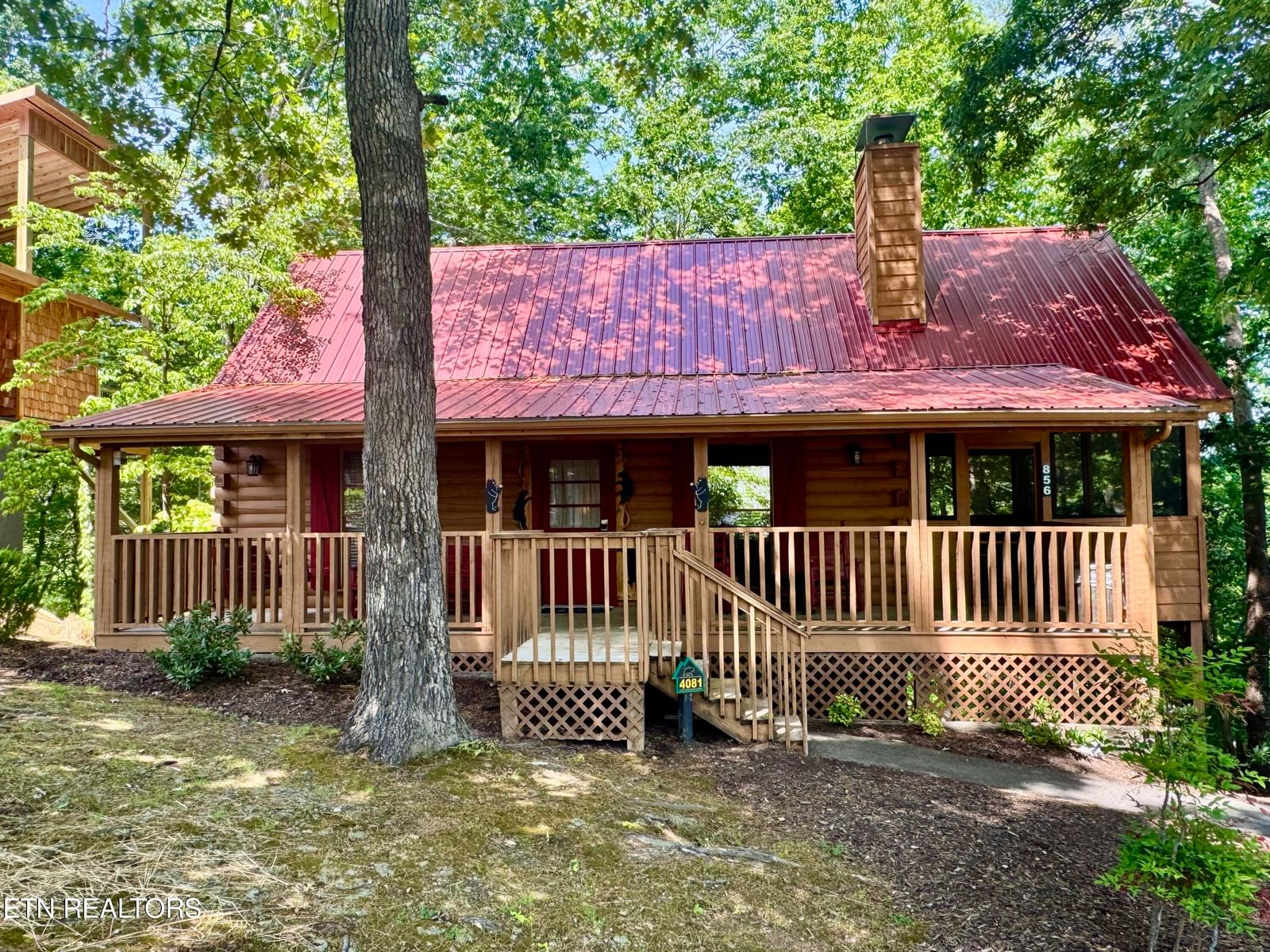856 Bear Run Way, Sevierville, TN 37862 — Photo 1