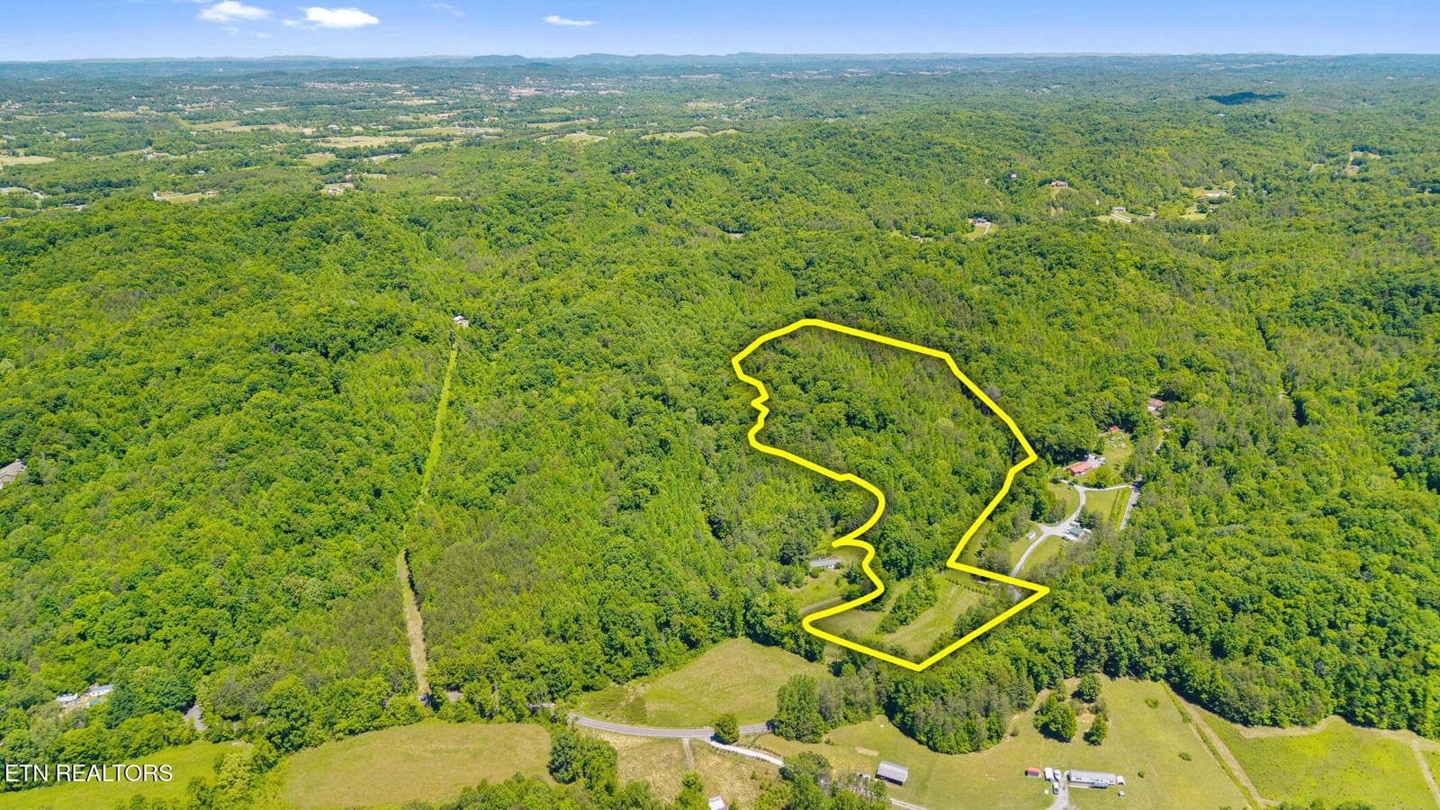 Old Chilhowee Tract 3 Rd, Seymour, TN 37865 — Photo 1