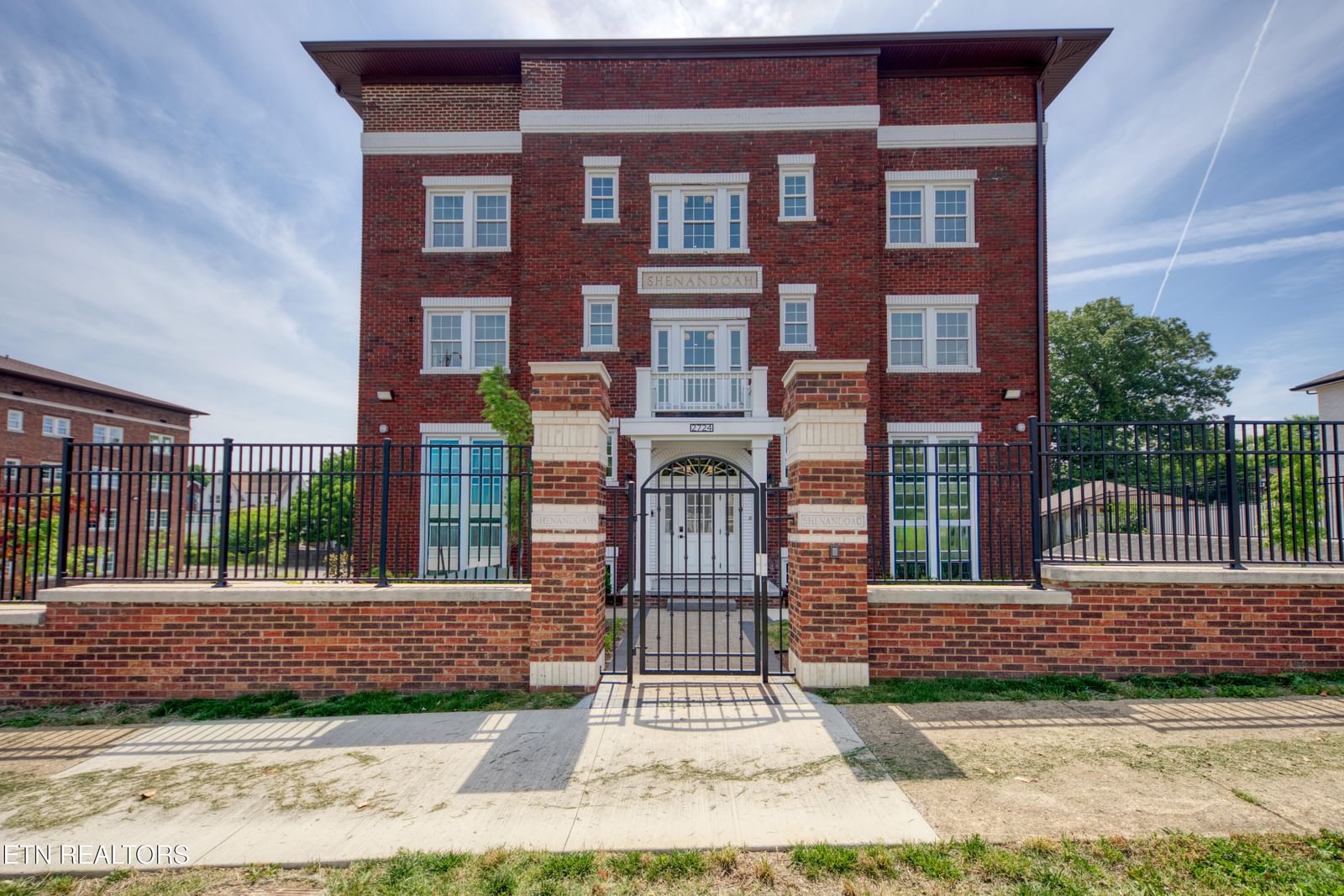 2724 Magnolia Ave, Knoxville, TN 37914 — Photo 1