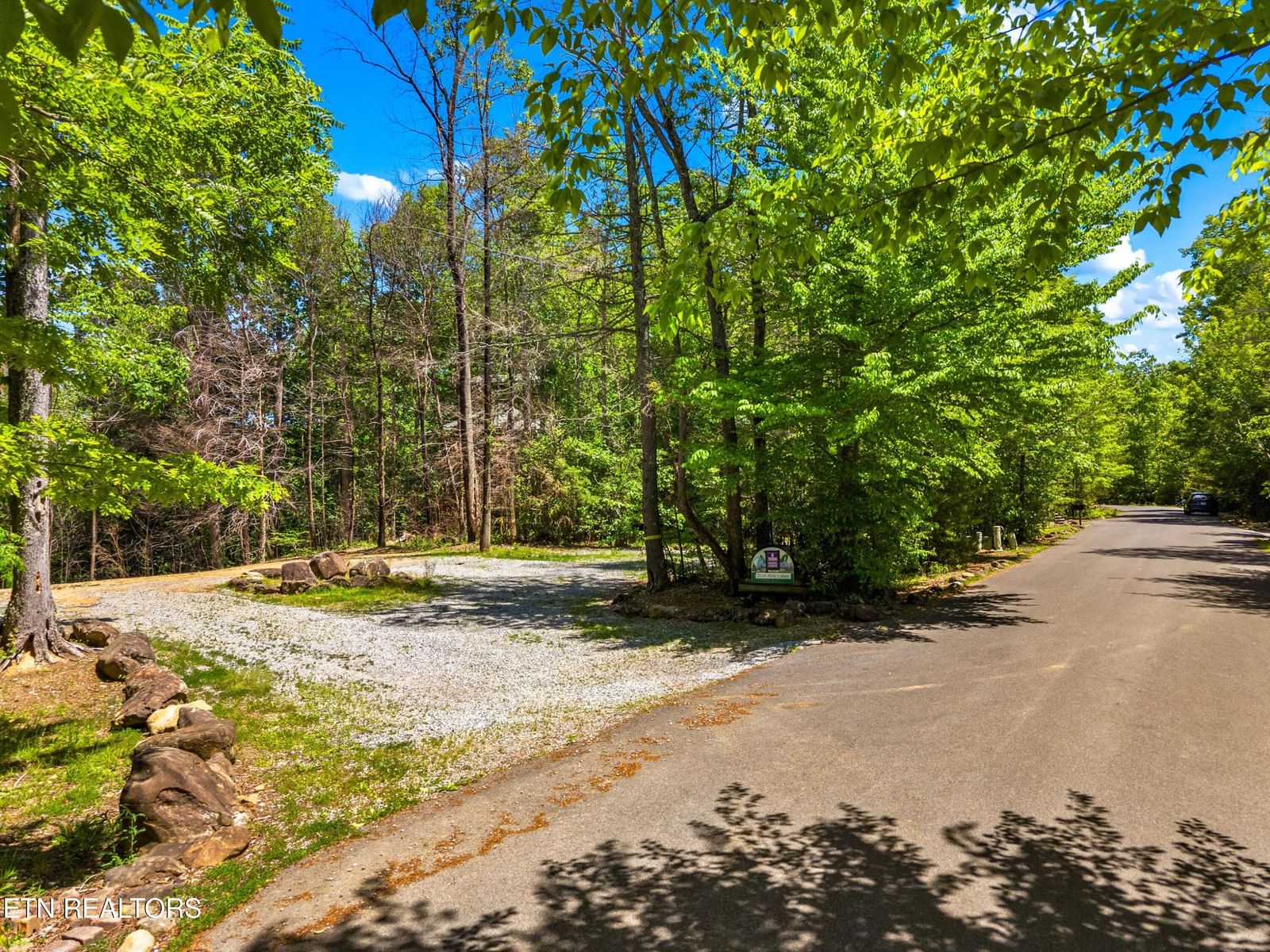 204 Amet Way, Cosby, TN 37722 — Photo 1