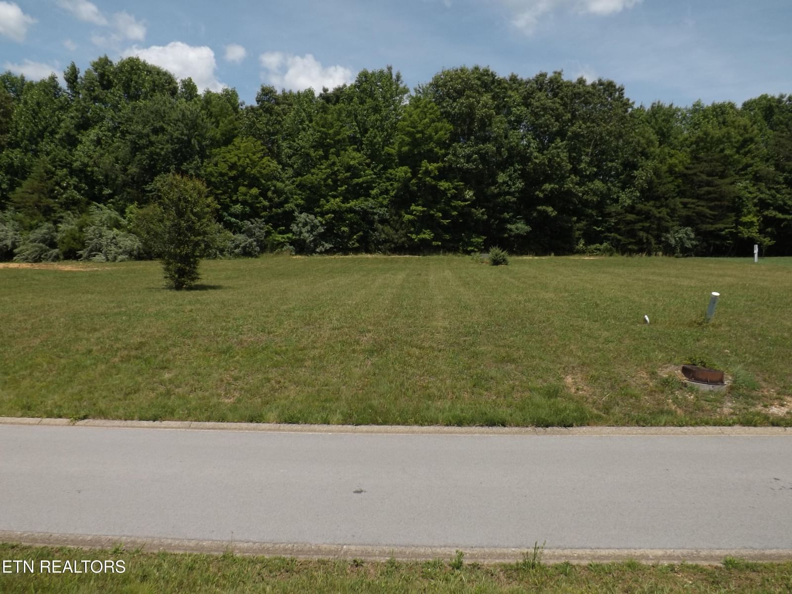 LOT 32 Cromwell St, Harrogate, TN 37752 — Photo 1