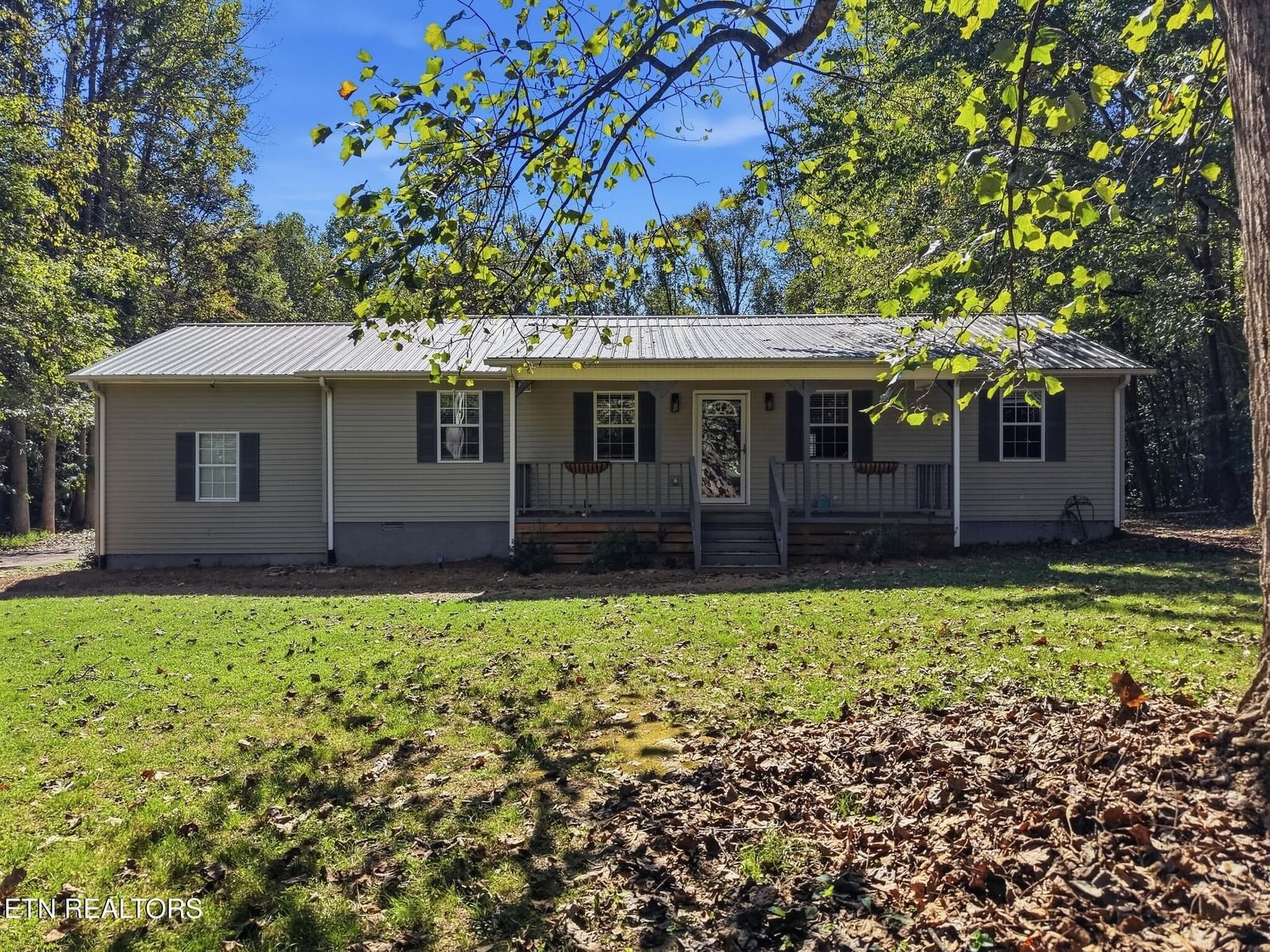 128 Park Rd, Livingston, TN 38570 — Photo 1