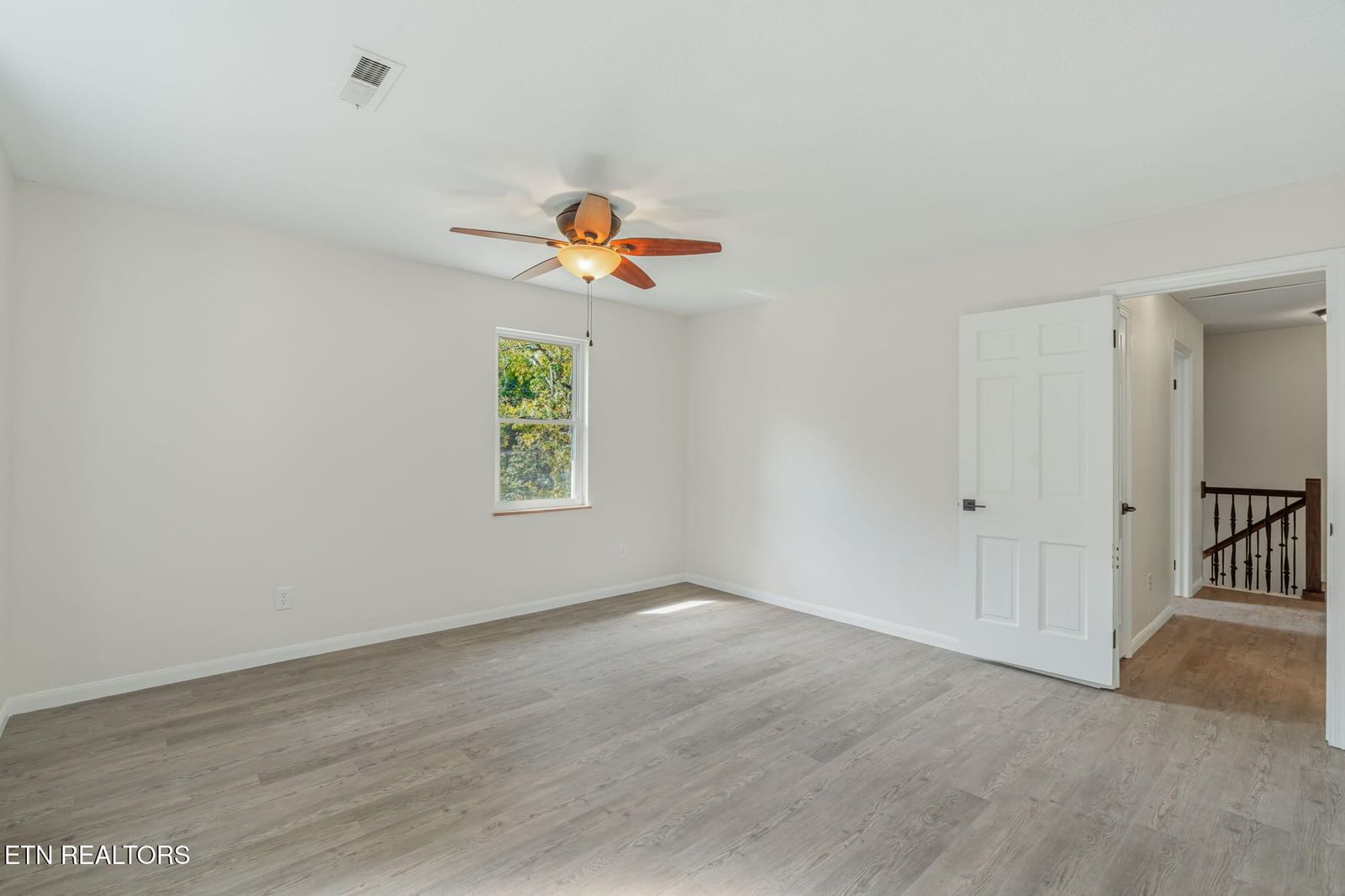 3923 Glen Oaks Drive, Maryville, TN 37804