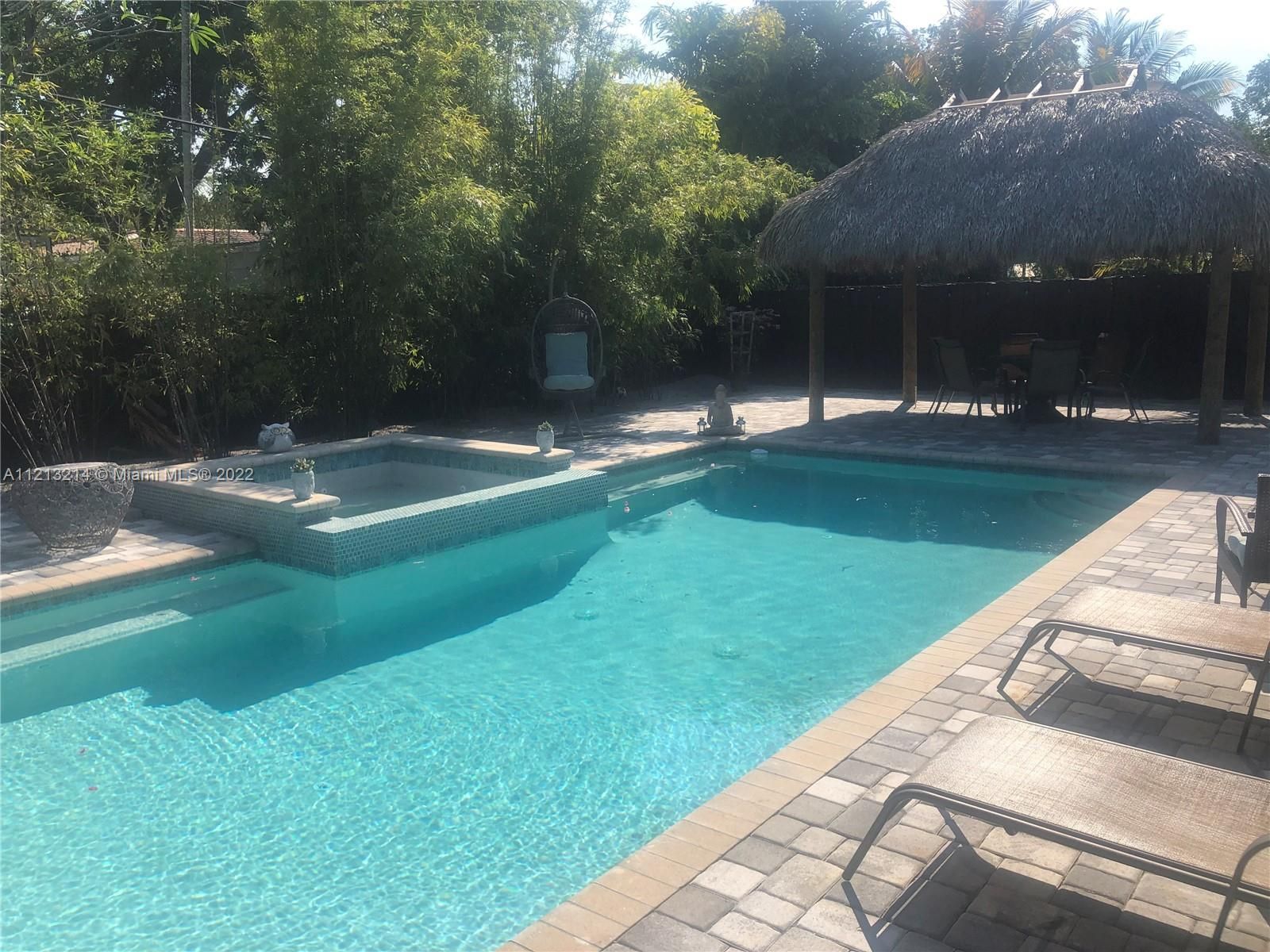 1900 Keystone Blvd - 1