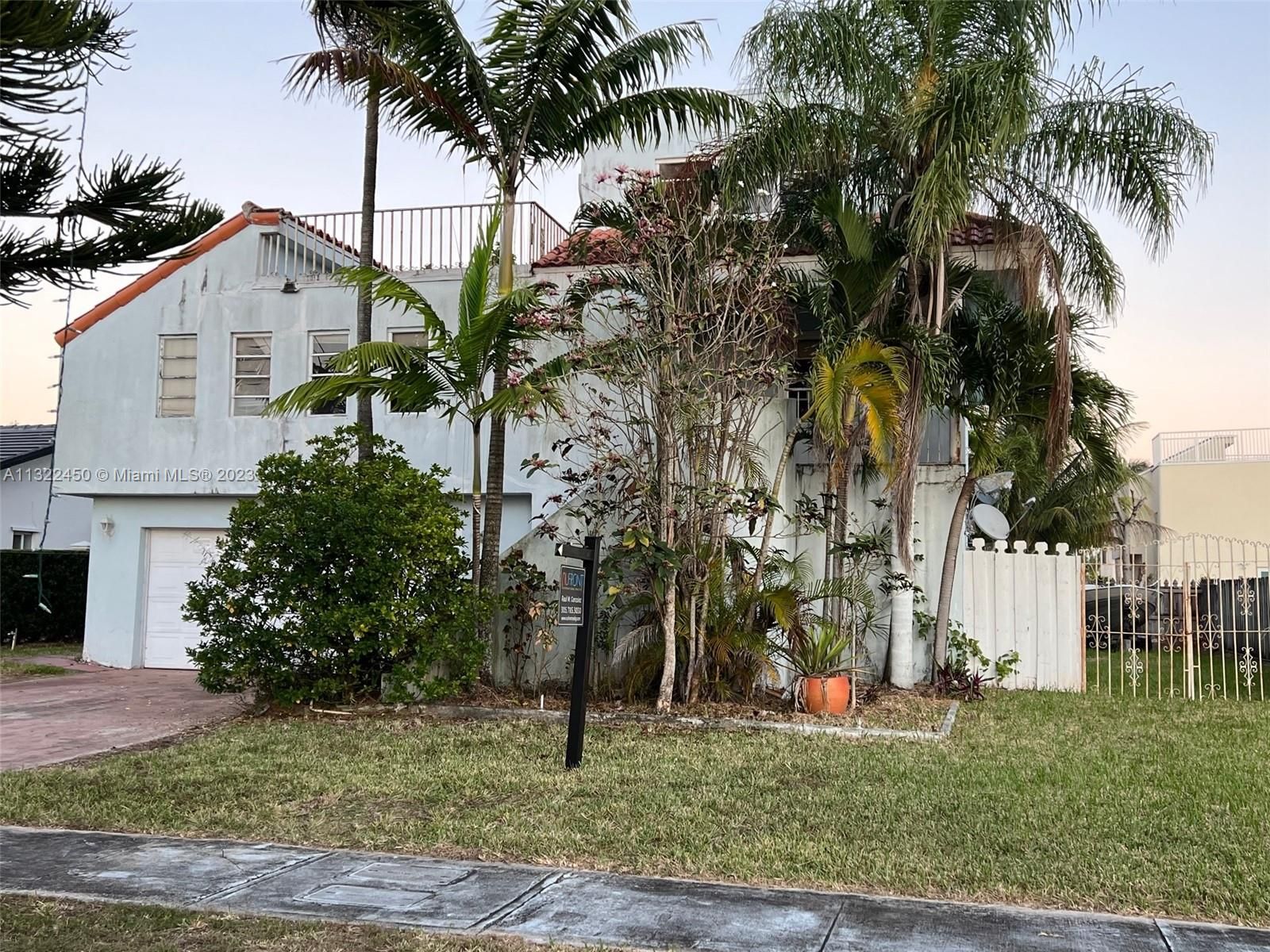 15637 SW 142nd Ave - 1