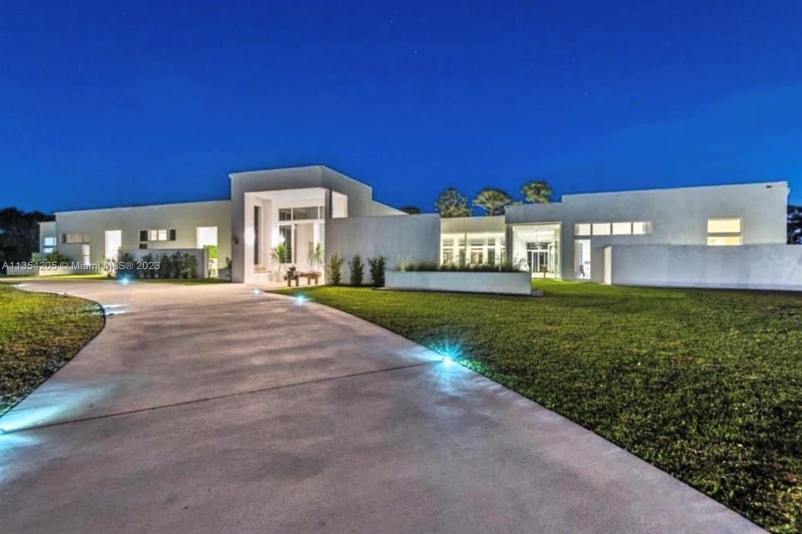 1901 SE Ranch Rd - 1