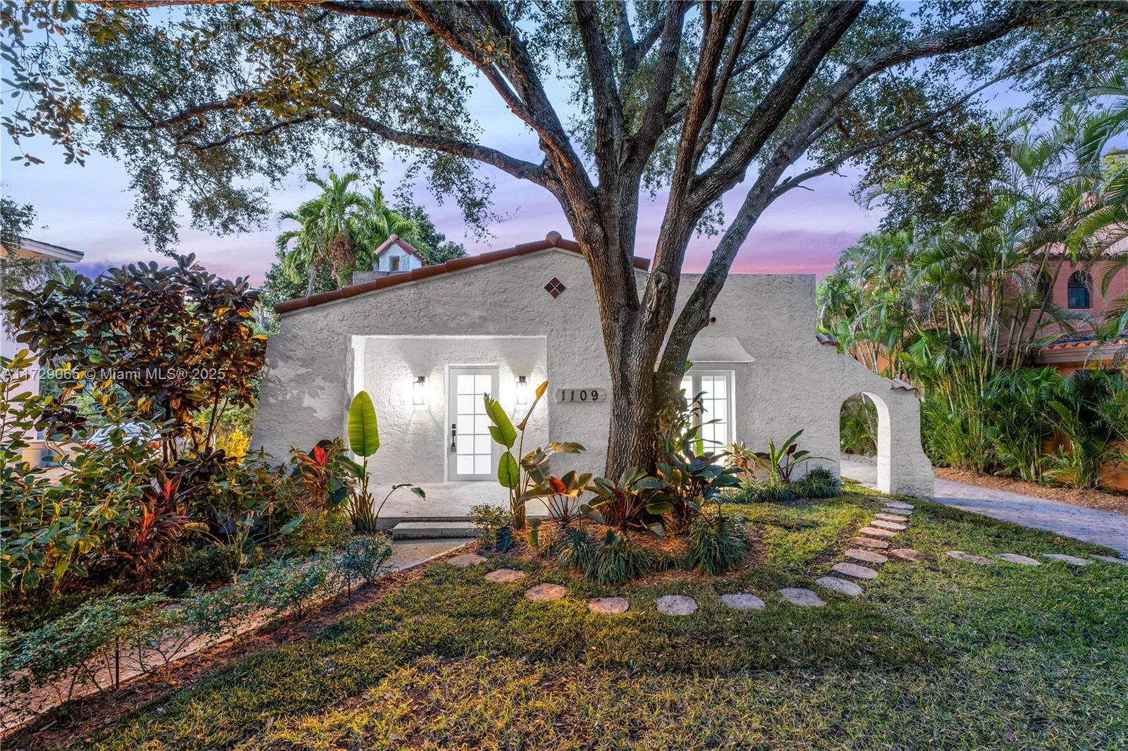 1109 ALMERIA AVE - 1