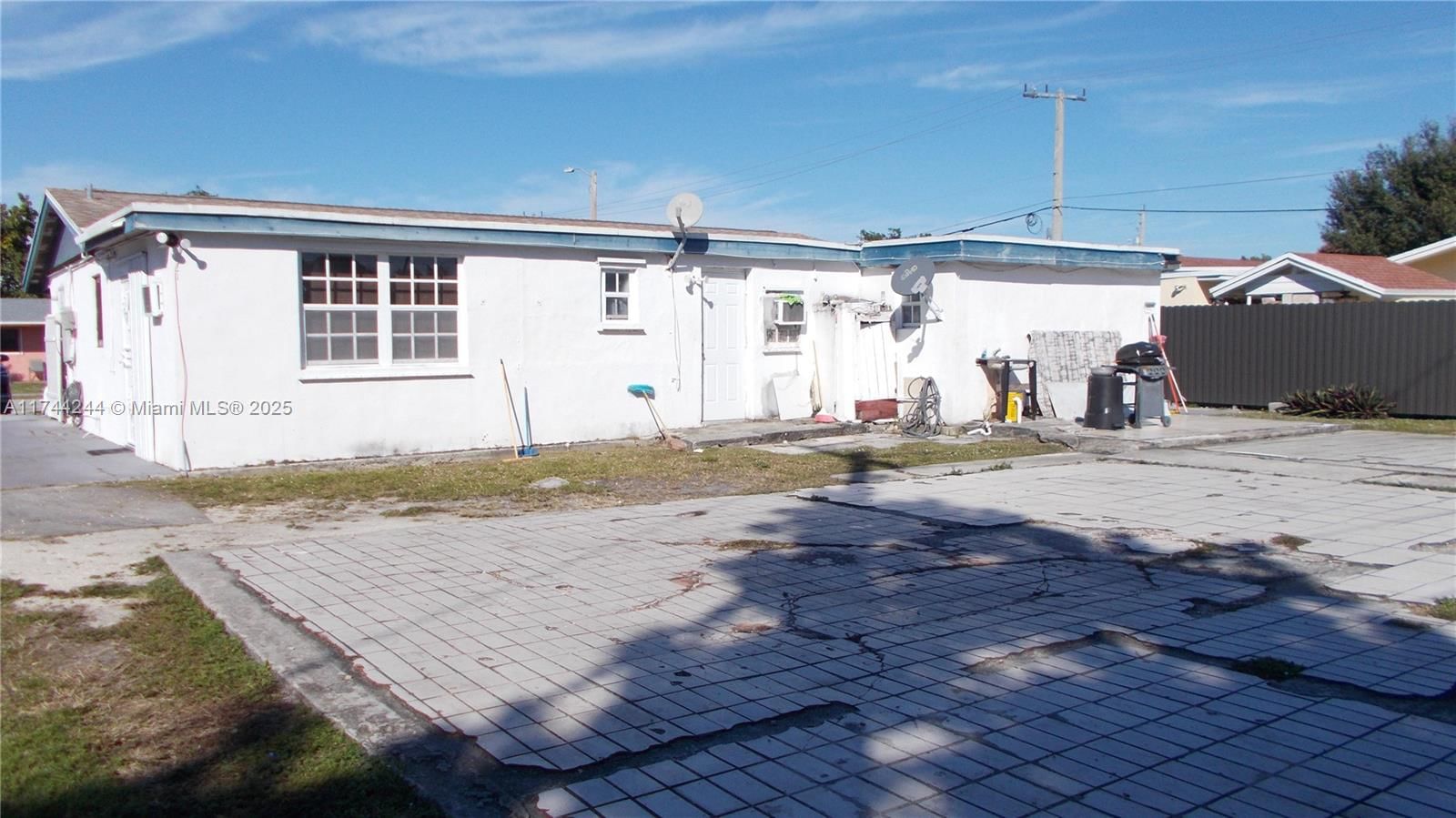 3224 NW 181ST ST - 1