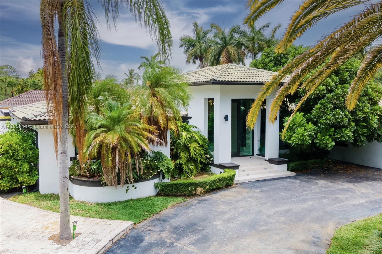 7300 SW 77TH AVE - 1