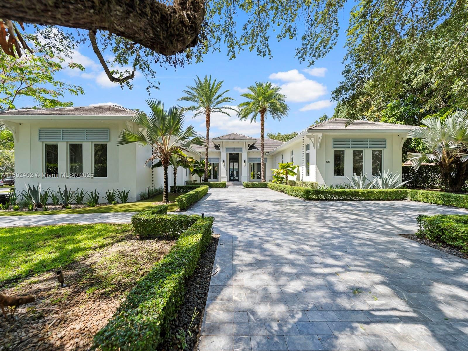 8287 SW 112th St - 1