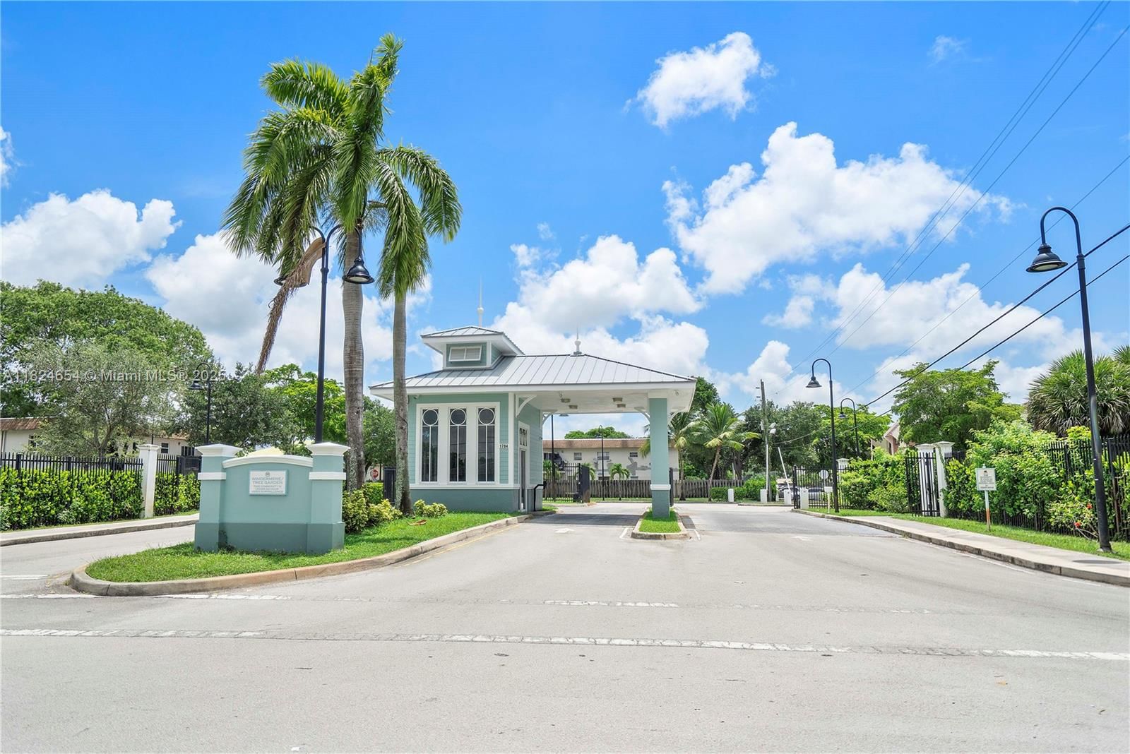 1817 NW 54TH TER, Unit BB4 - 1