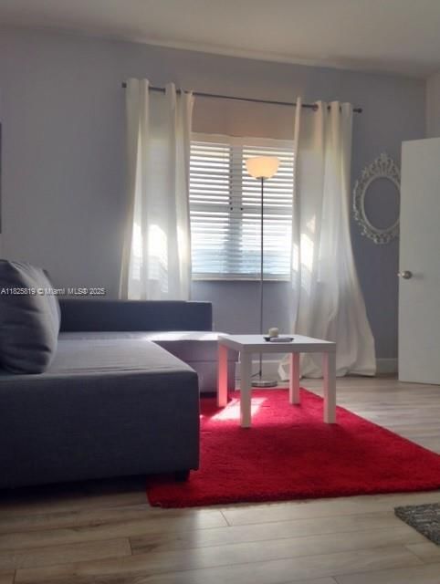 1325 MERIDIAN AVE, Unit 6 - 1