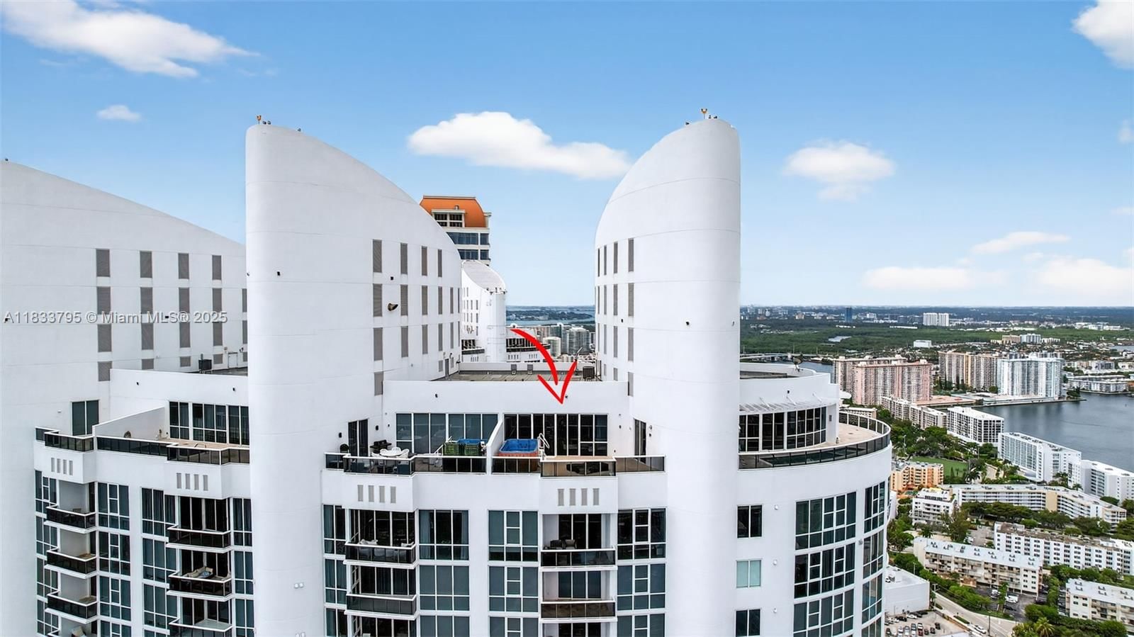 18201 COLLINS AVE, Unit TS2 & TS3 - 1