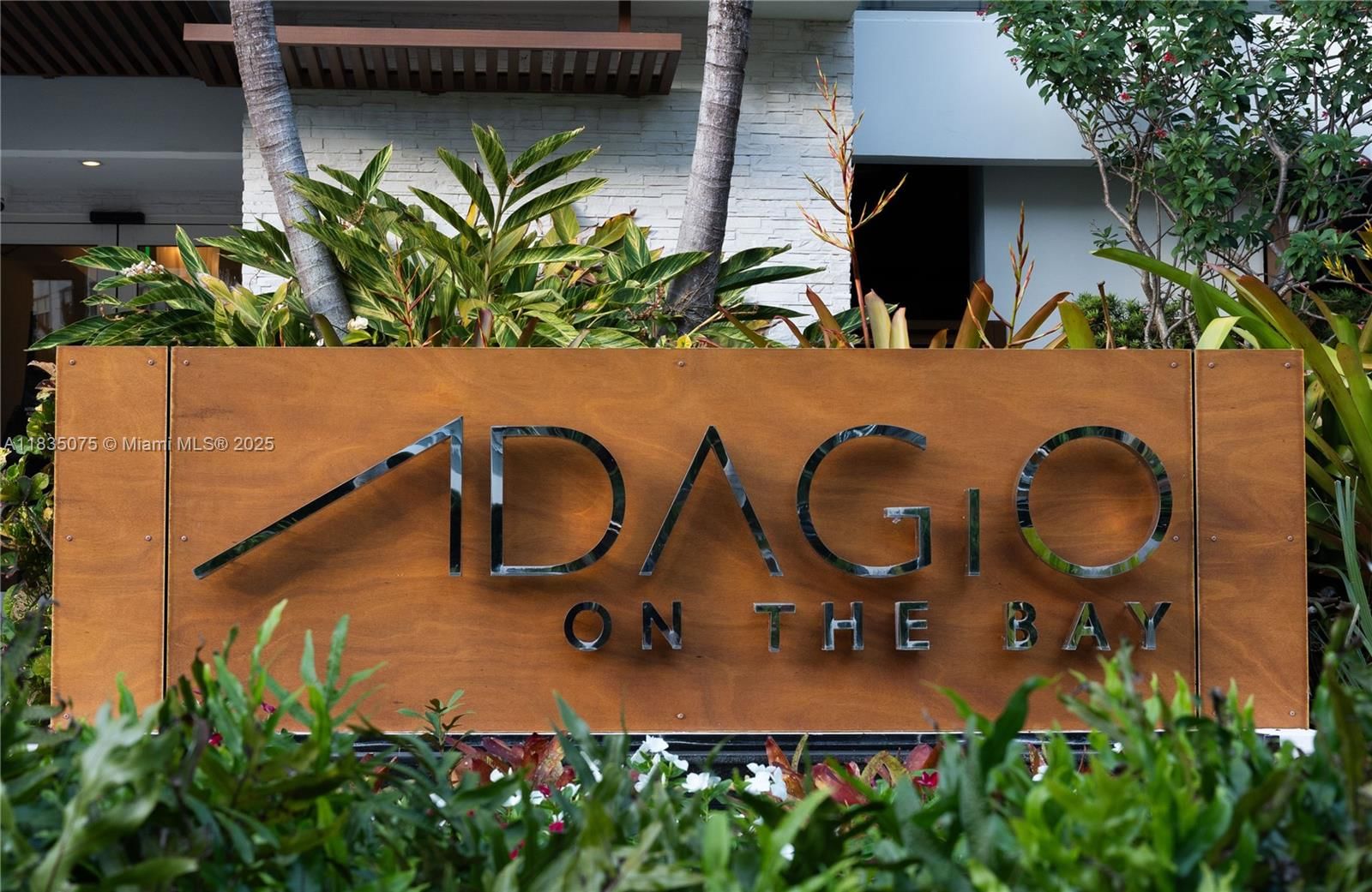 1110 SEMINOLE DR, Unit 502 - 1