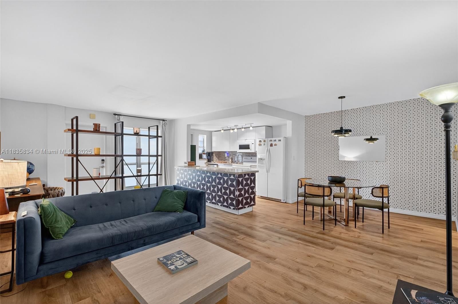 1340 LINCOLN RD, Unit 403 - 1