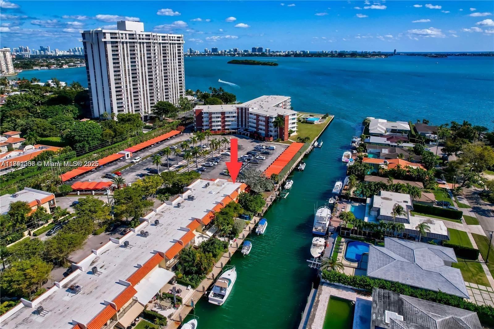 1634 NE 105TH ST - 1