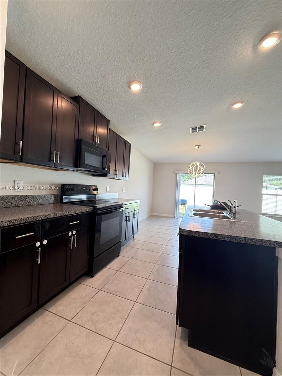 39889 Harmon Grove CT - 13