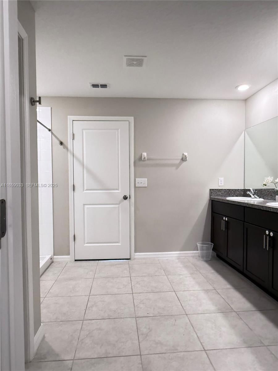 39889 Harmon Grove CT - 27