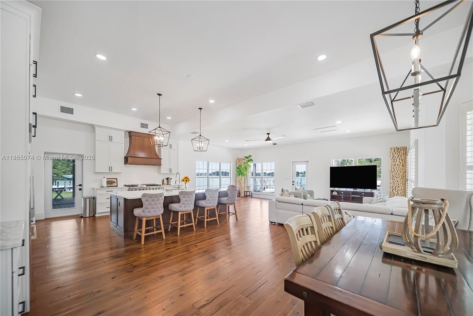 1020 Lands End Way - 24