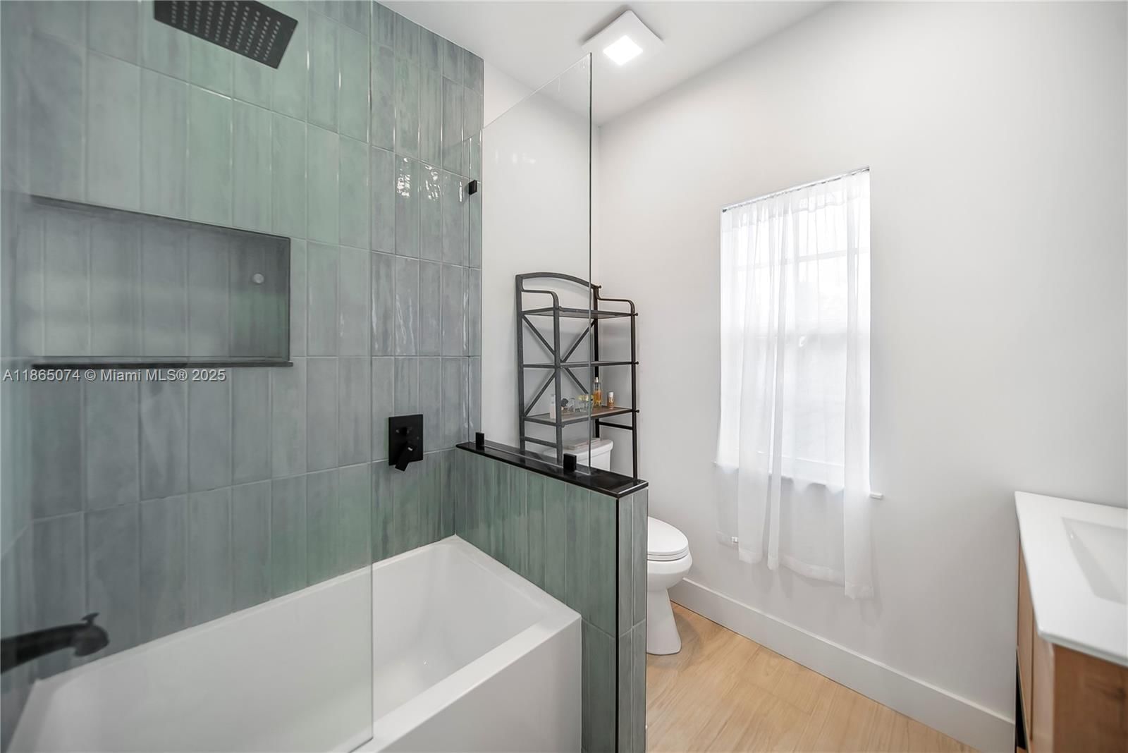 1020 Lands End Way - 47