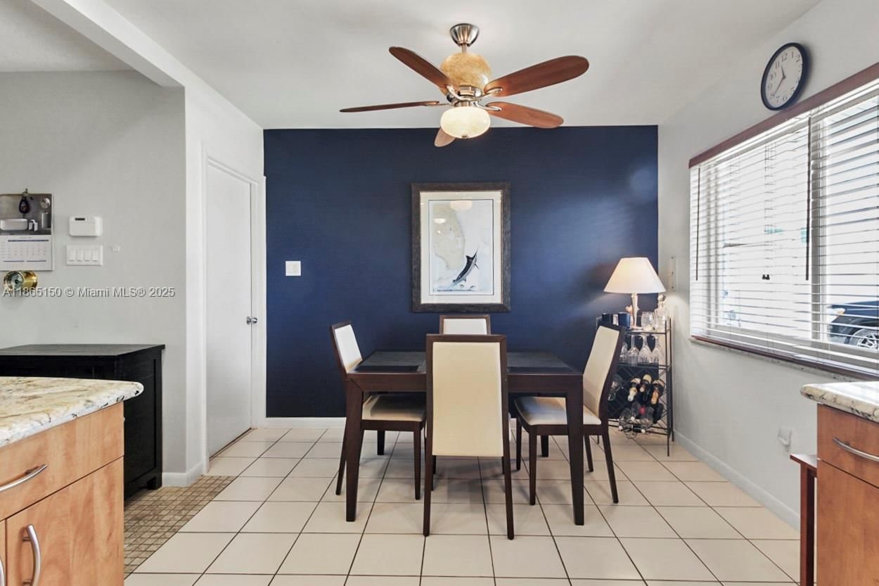 19125 Waterway Rd - 10