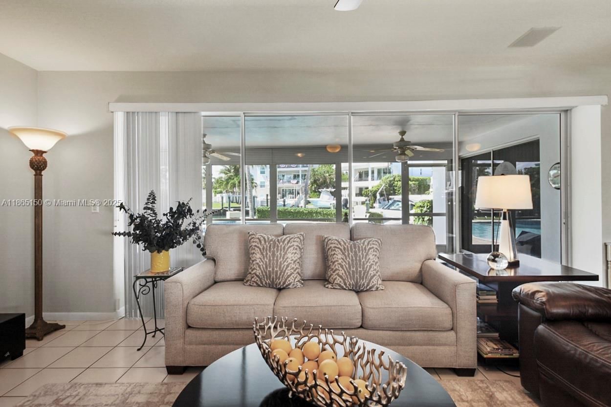 19125 Waterway Rd - 8