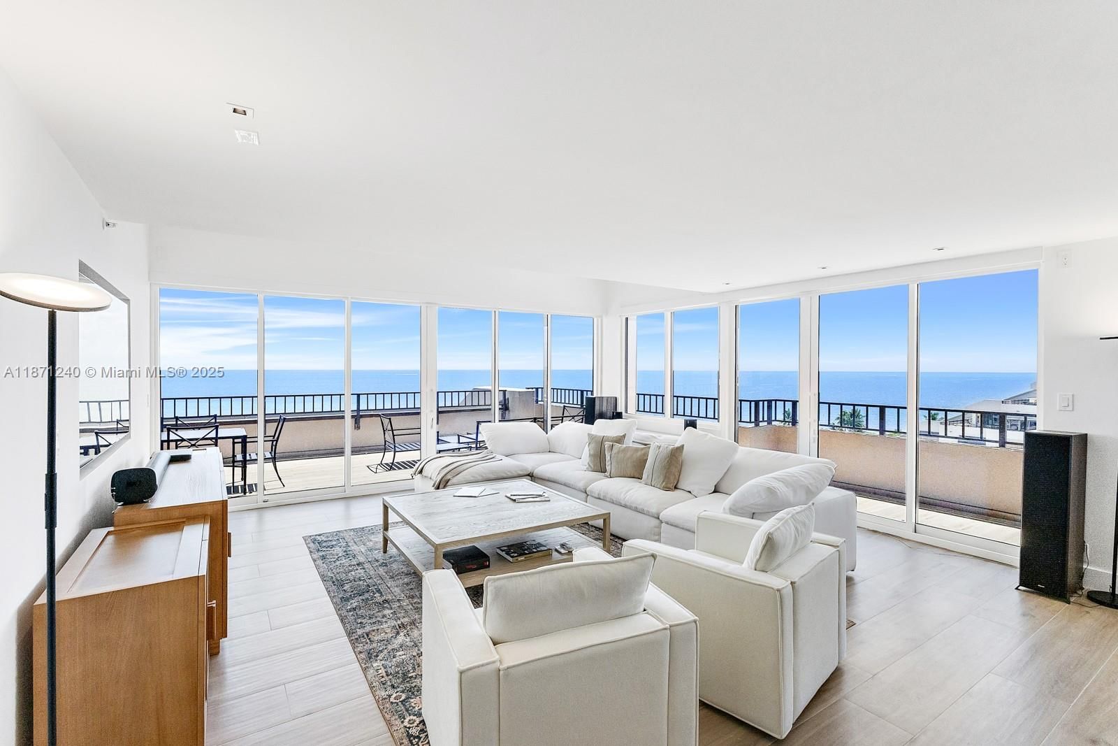 251 Crandon Blvd, Unit 1036 - 1