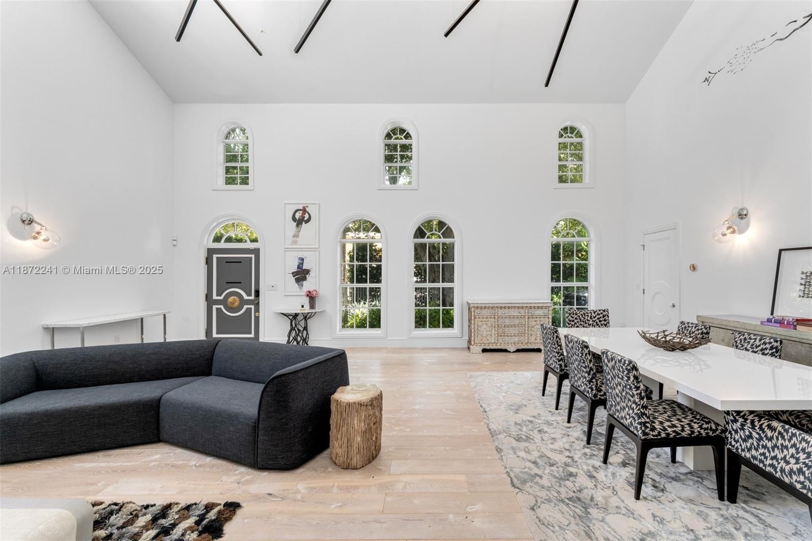 431 W RIVO ALTO DR - 1