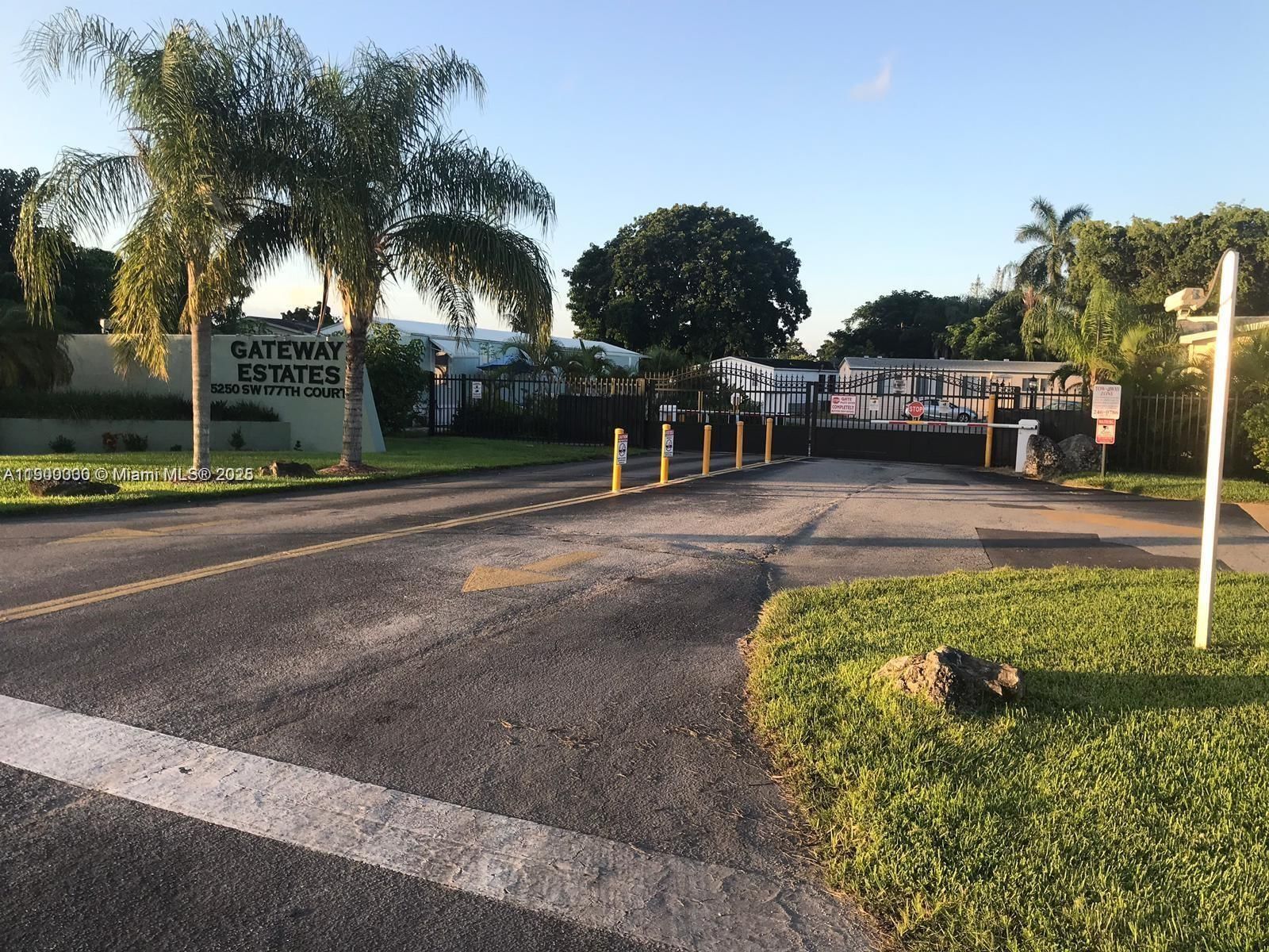 35250 SW 177TH CT - 1