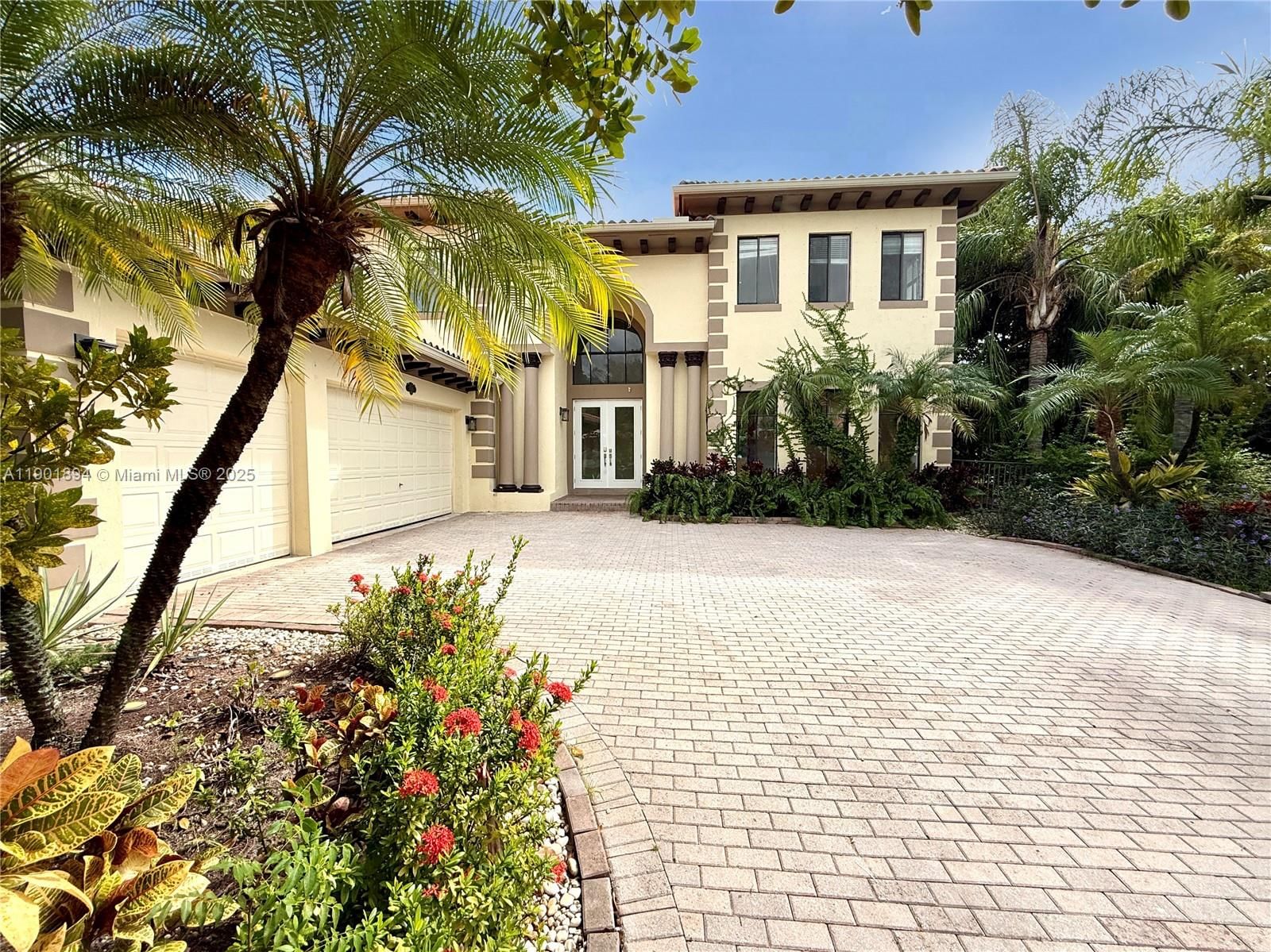 7996 SW 195th St - 1