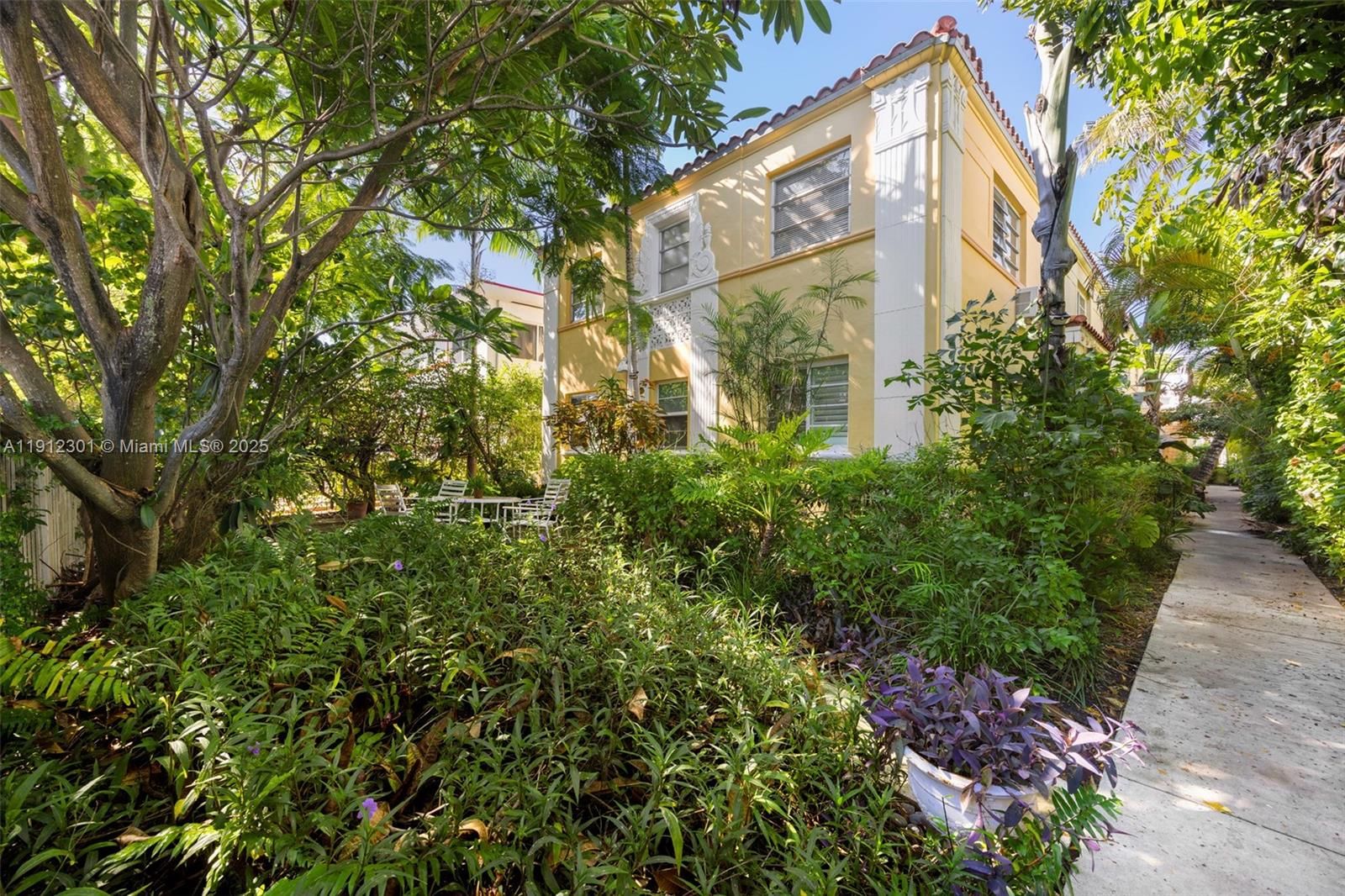 846 JEFFERSON AVE, Unit 3 - 1