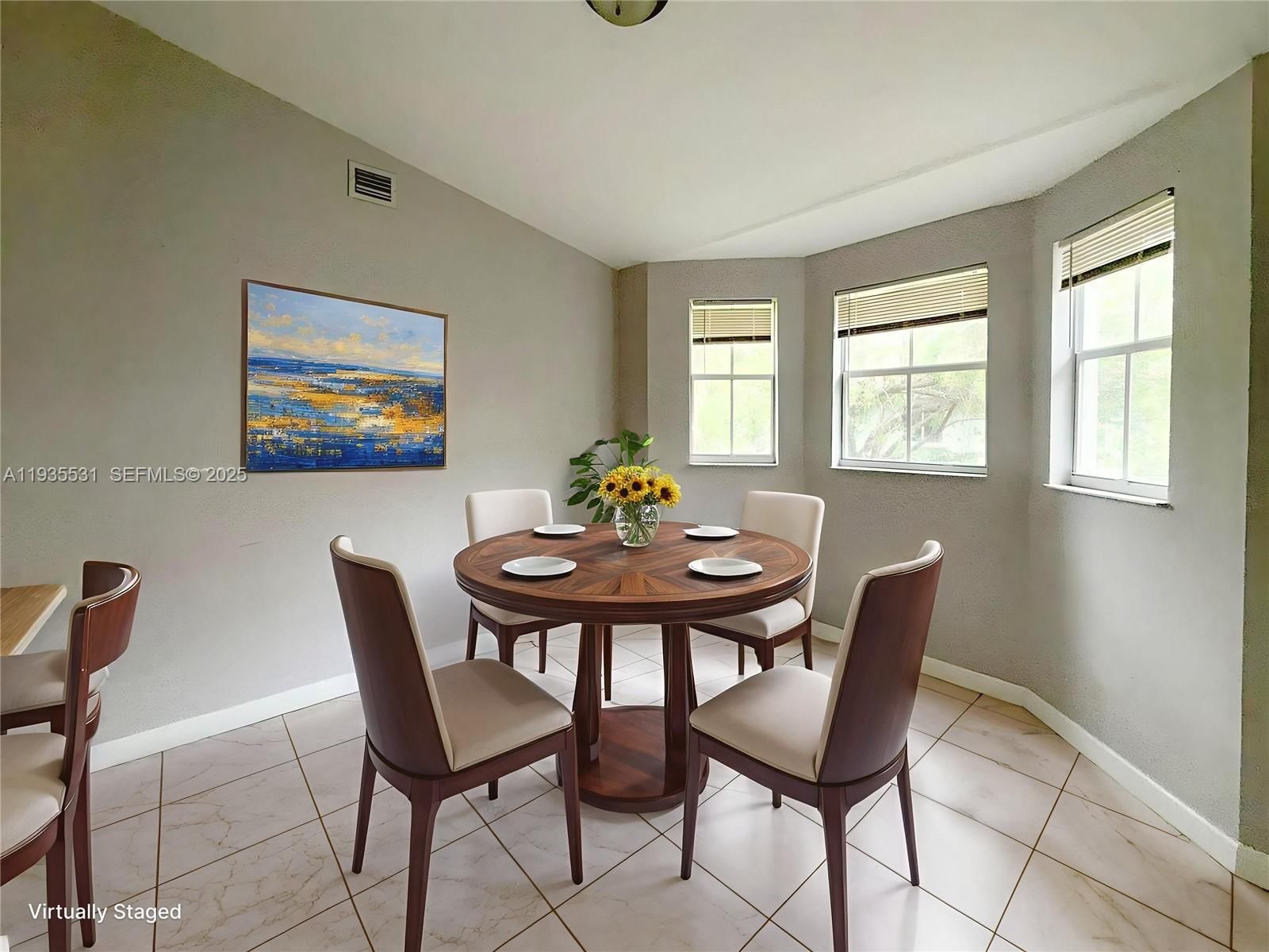 1543 SE 25TH ST, Unit 204 - 1