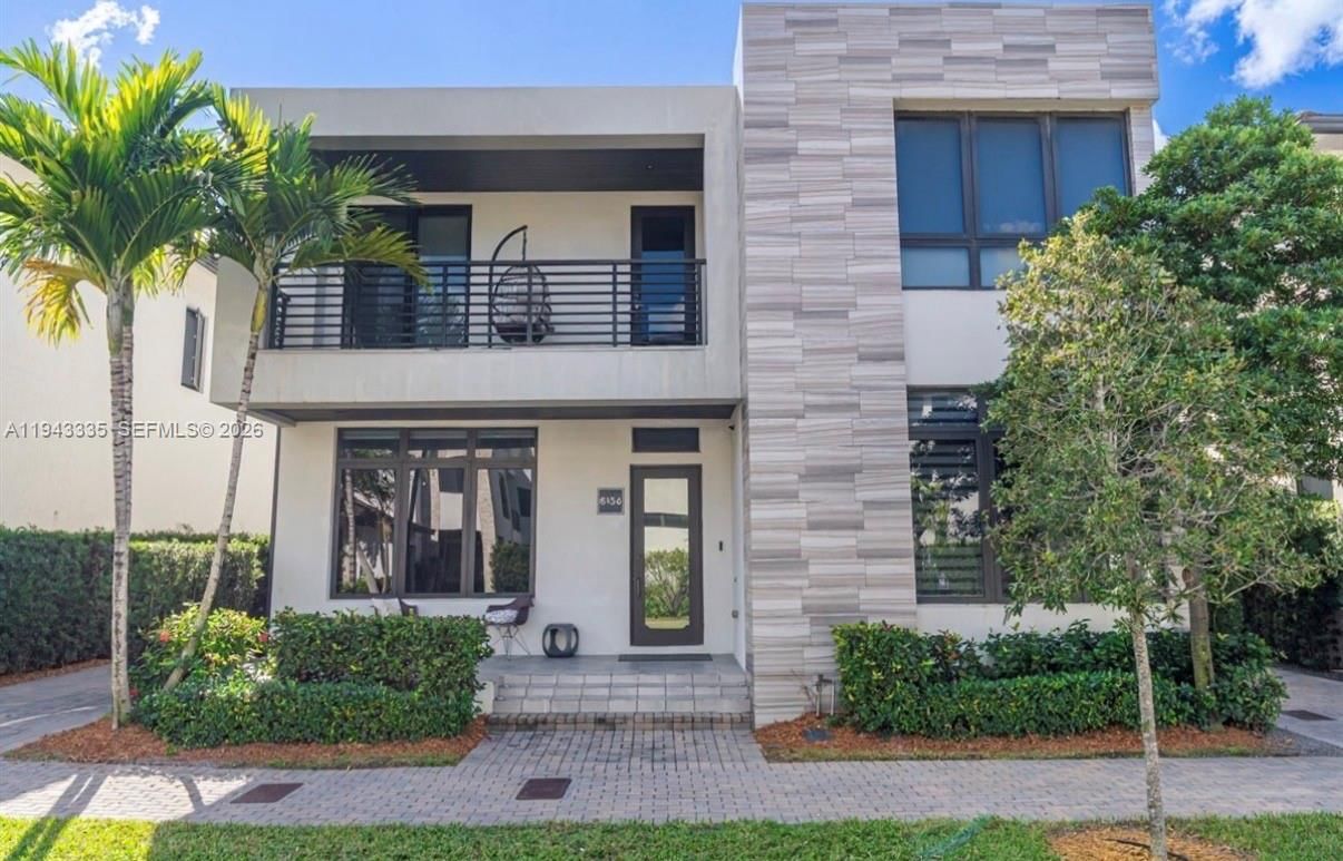 8156 NW 48TH TER - 1