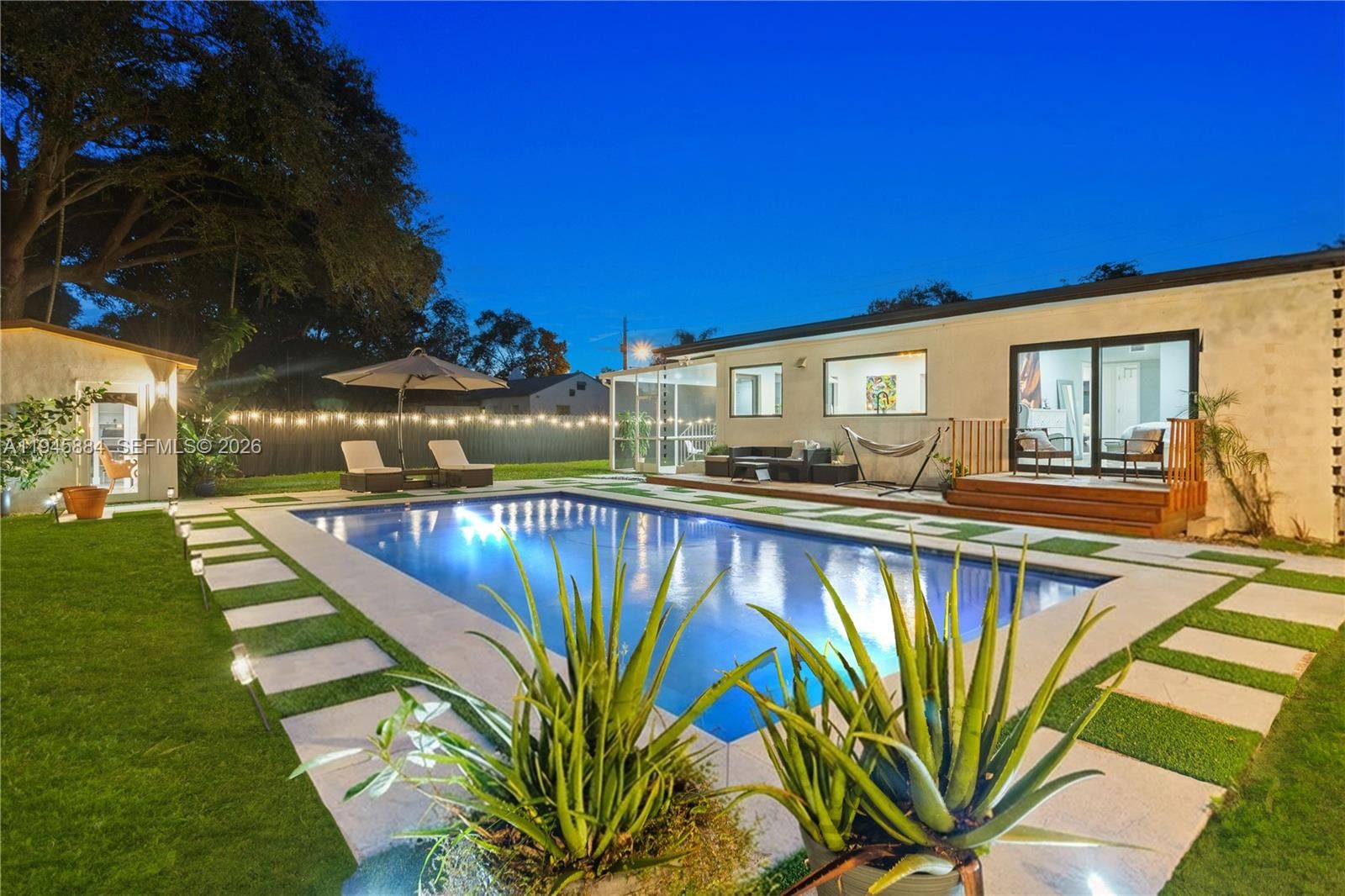 1106 NE 119TH ST - 1