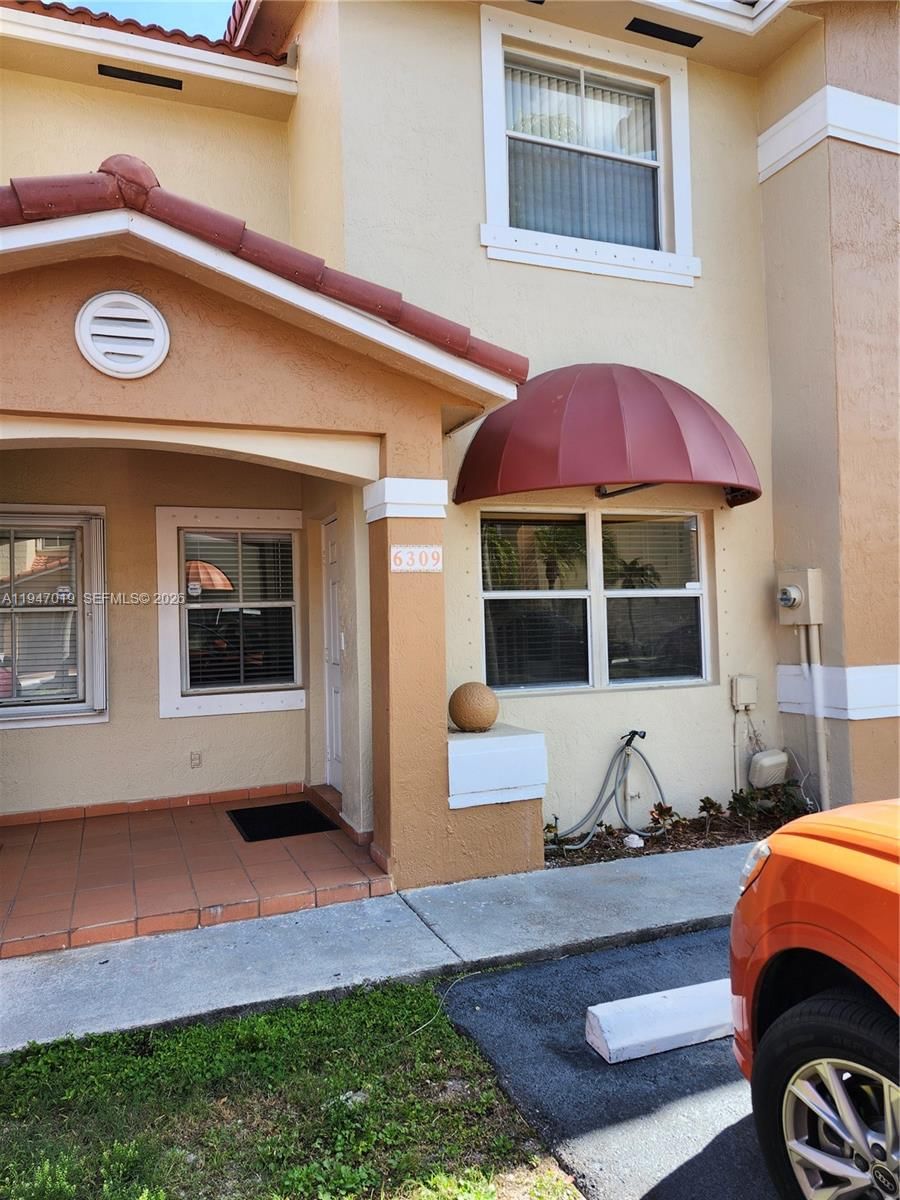 6309 SW 138th Pl - 1