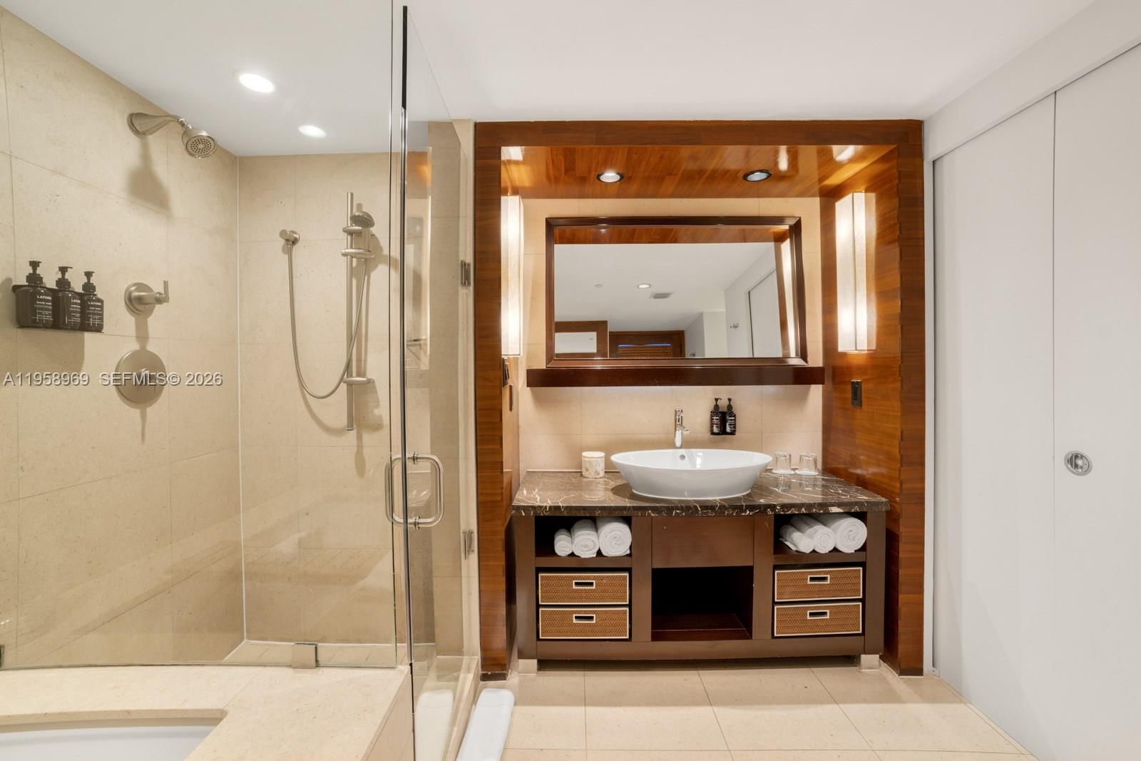 6801 COLLINS AVE, Unit 714 - 11