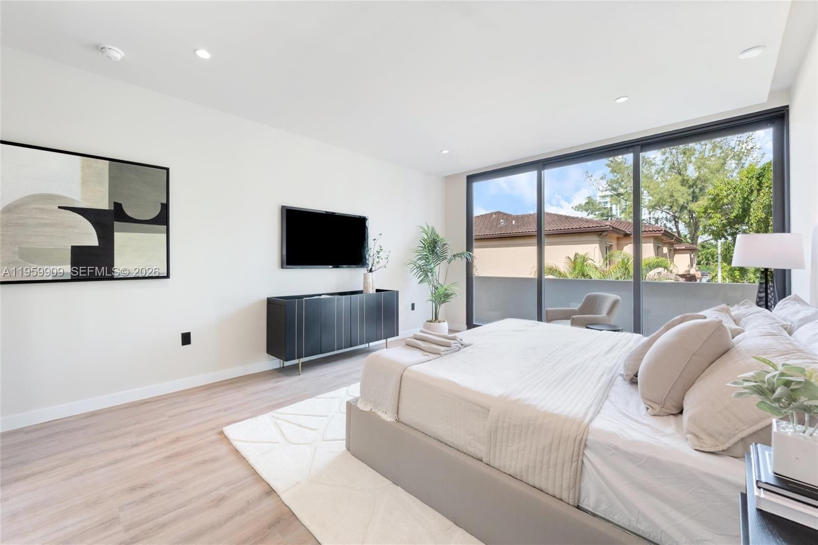 2330 SW 36th Ave, Unit 2 - 14