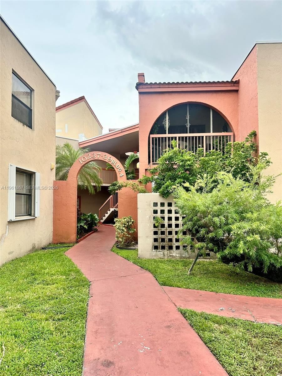 10237 NW 9TH ST CIR, Unit 210-4 - 1